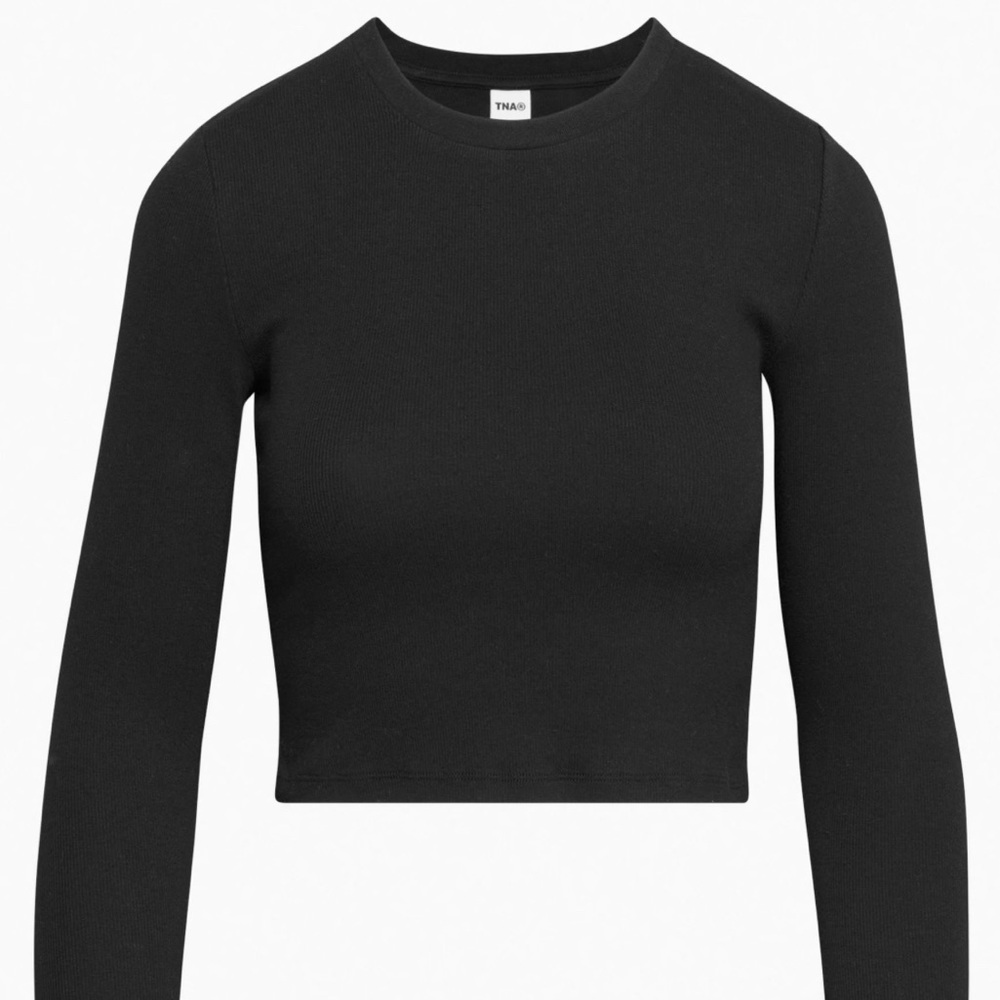 Aritzia TNA Cropped Long Sleeve